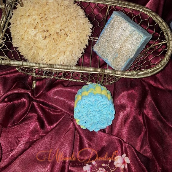 Bare Skin Box by Divatude Bath Bombs, Soap Bundle - Picture 6 of 6